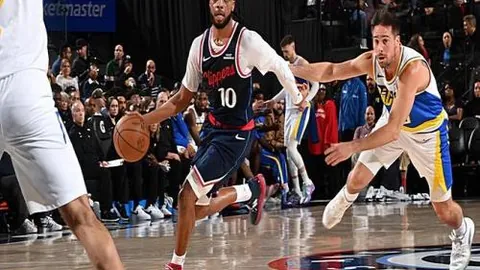 柯洁LG杯比赛中判负引争议，中棋协对判罚表示质疑——九派新闻资讯